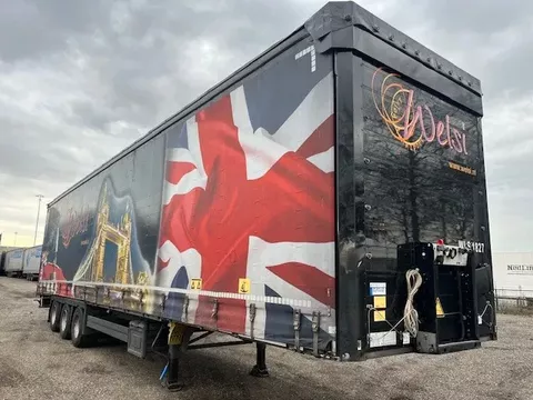 Schmitz Cargobull 5x 2018 XL vario SCB mega curtain siders with alu side boards